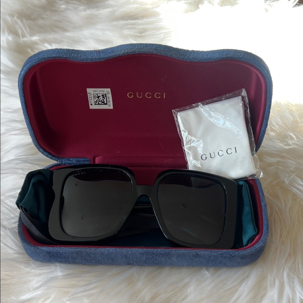 Gucci Black Oversized Sunglasses with Case